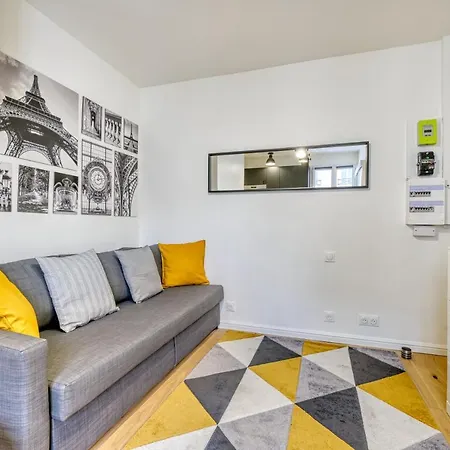 Apartment Cosy French Place Eiffel Tower At The Corner